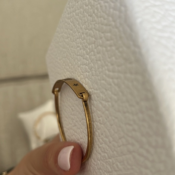 Dio(r)evolution Bracelet Set - Picture 6 of 12